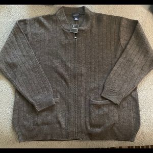 Men’s sweater